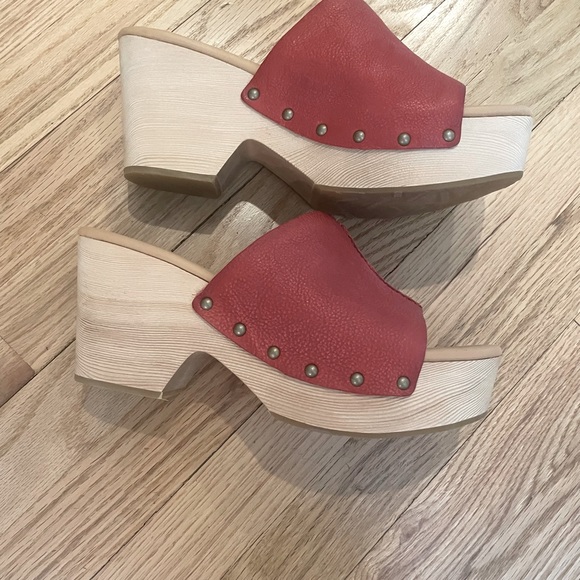 Kork-Ease wedges size 10 M - Picture 4 of 5